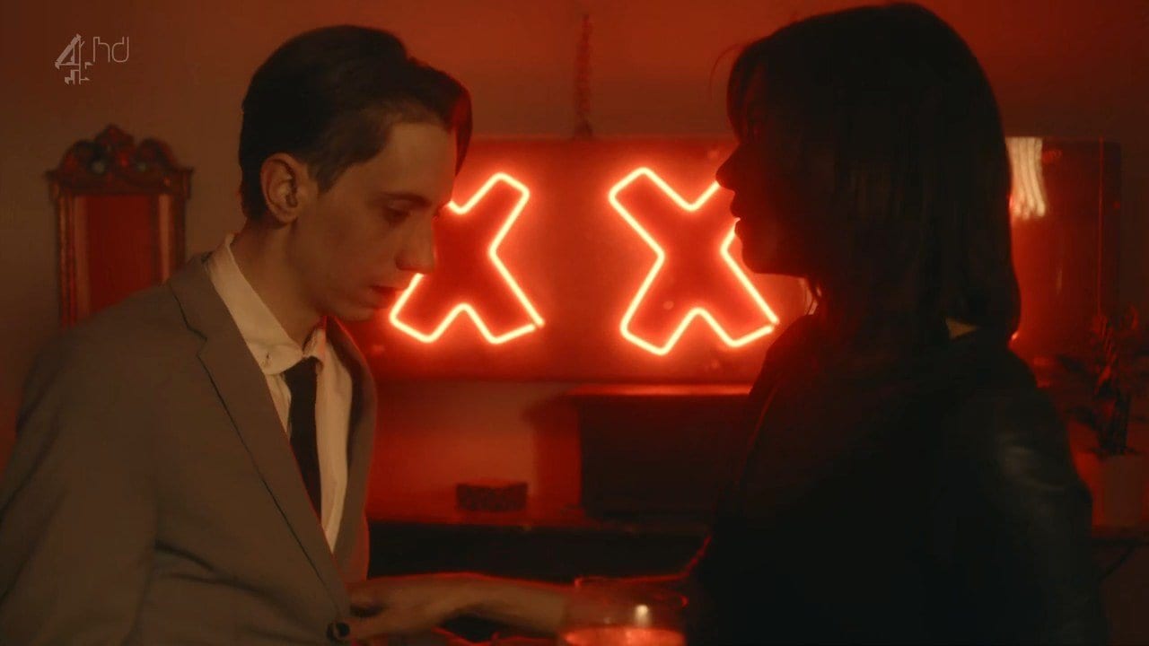 Source: https://tvobsessive.com/2018/03/26/black-mirror-white-christmas/